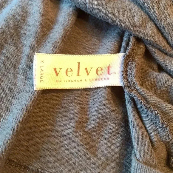 VELVET by graham and Spencer long sleeve top - Picture 4 of 5